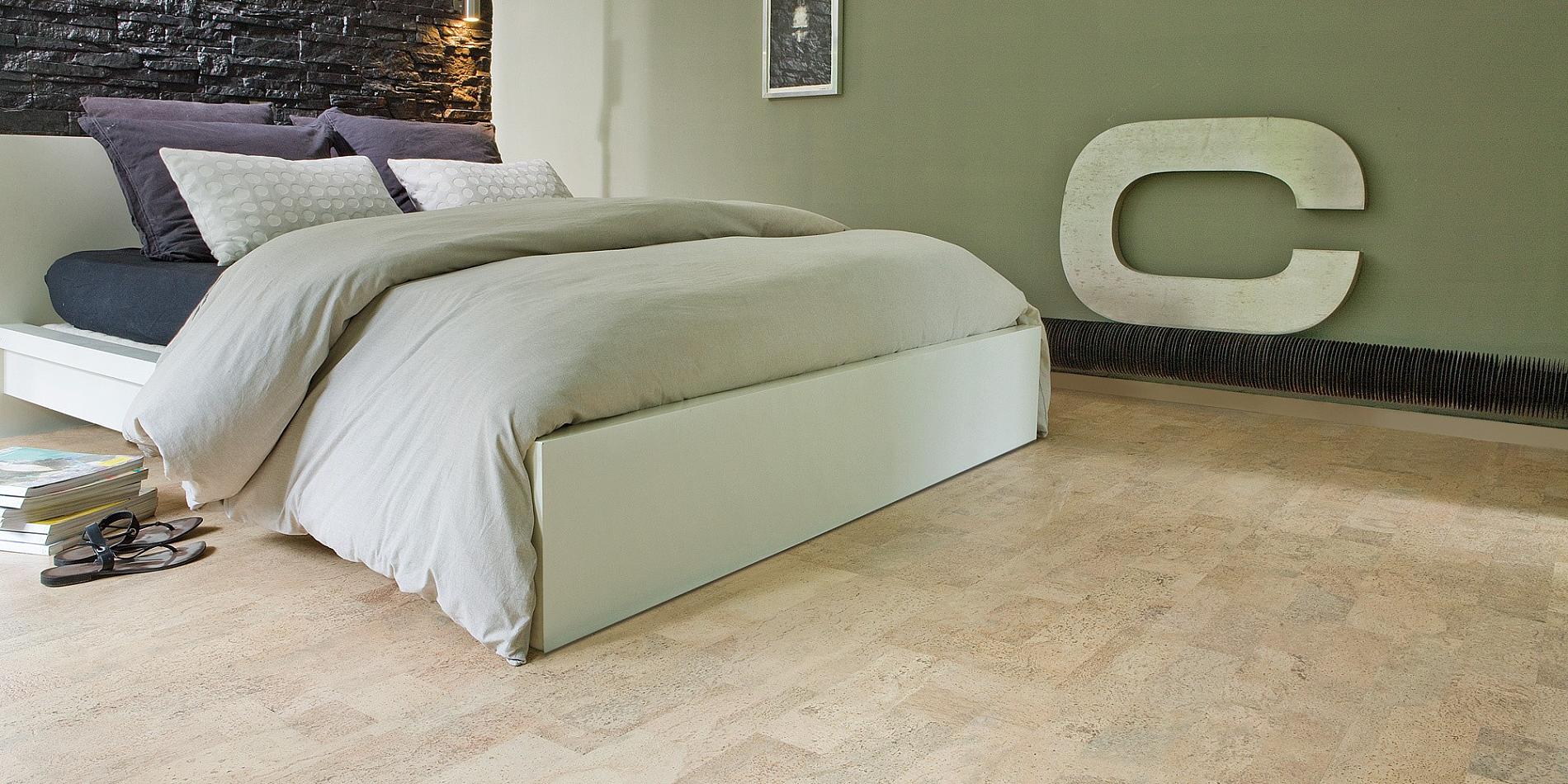 ban wic corkcomfort identity champagne 1